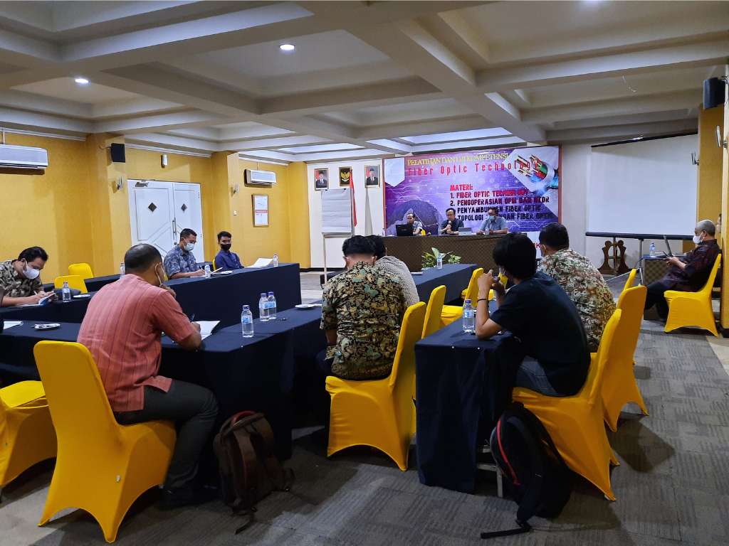 Pelatihan dan Kompetensi Fiber Optic Technology